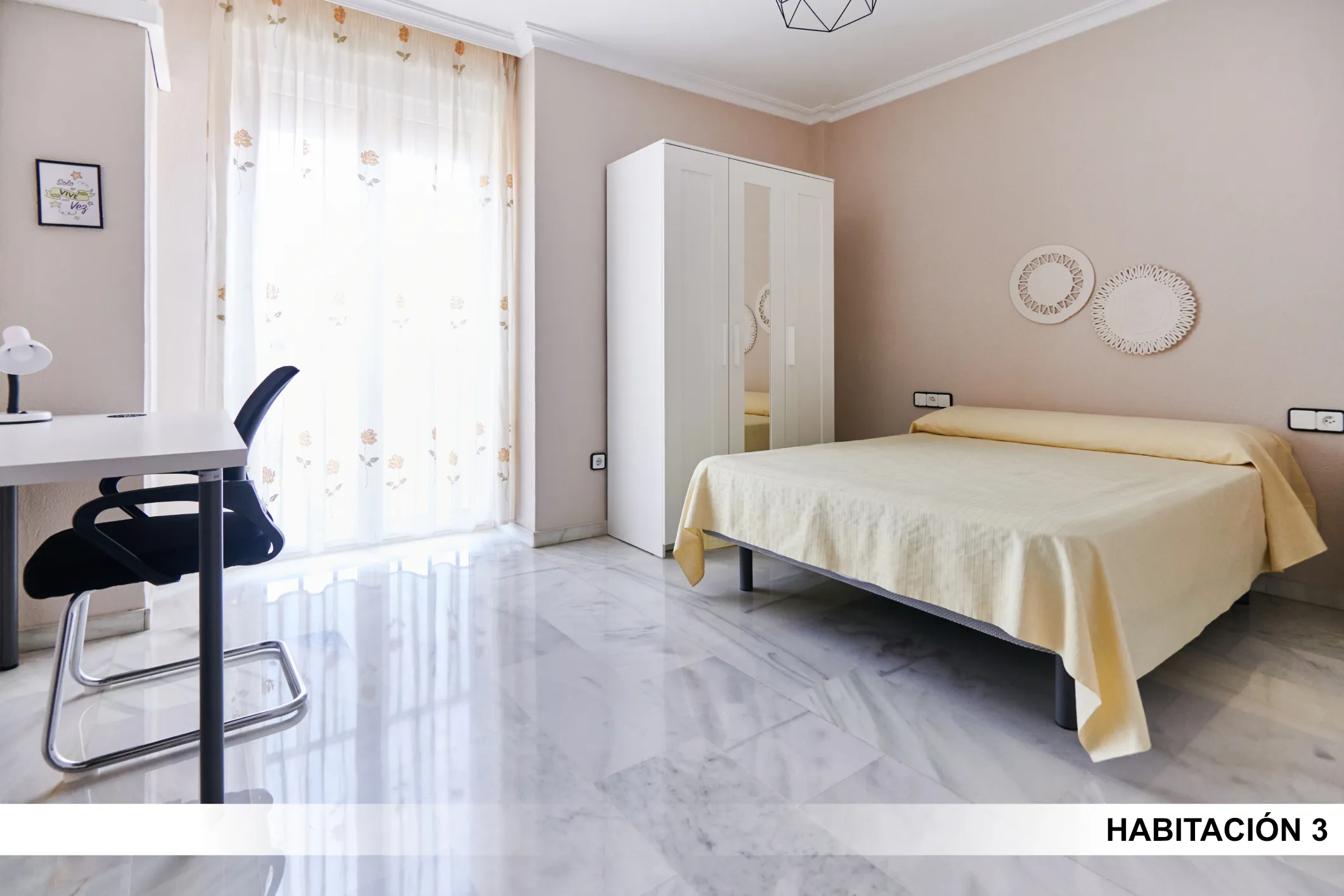 Room in Seville